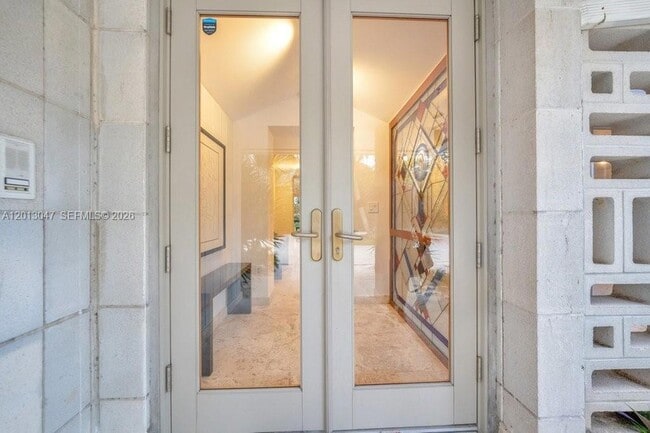 Photo - 5305 SW 62nd Ave