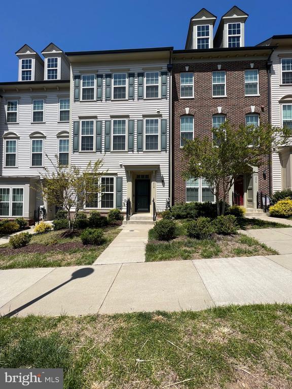 Photo - 208 Freesia Ln