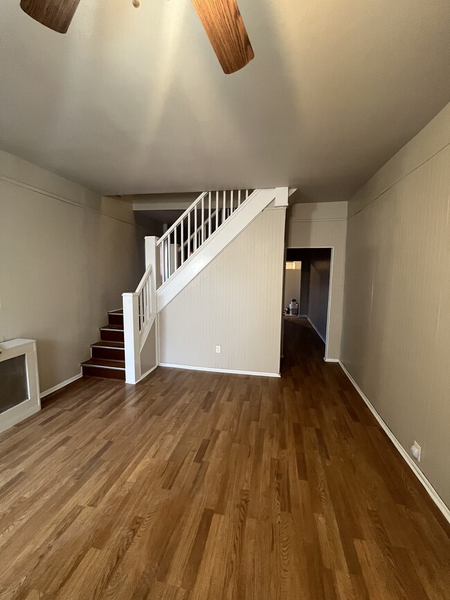 Building Photo - 535 N Streeper St Rental