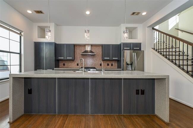 Photo - 3948 Feagan St