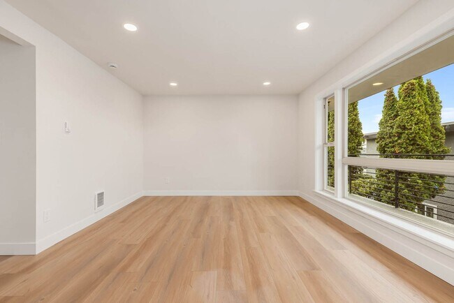 Photo - 6721 24th Ave NW Unidad 2