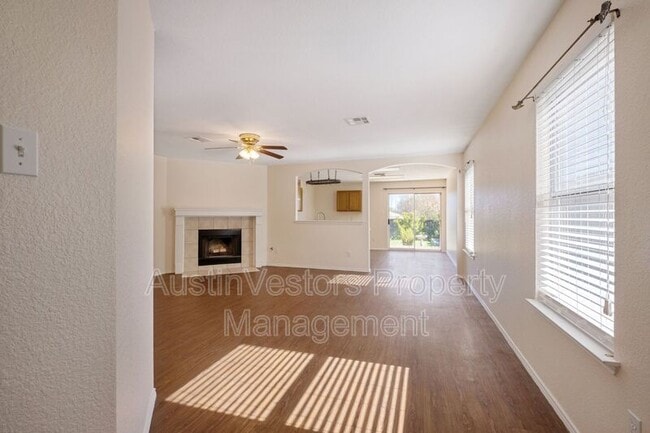 Photo - 17131 Dashwood Creek Dr