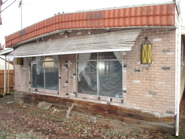 Building Photo - 80-5 Unit 1490 1/2