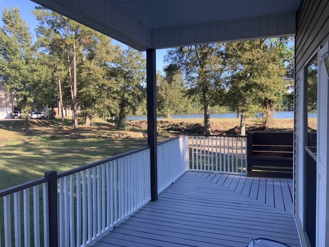 Photo - 174 Golden Meadow Dr