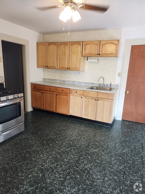 Building Photo - 27 Dana Ave Unit 3 Rental