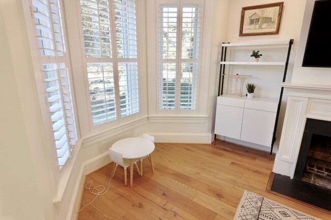 Photo - 921 South Carolina Ave SE Apartamento Unidad FL1-ID1055501P