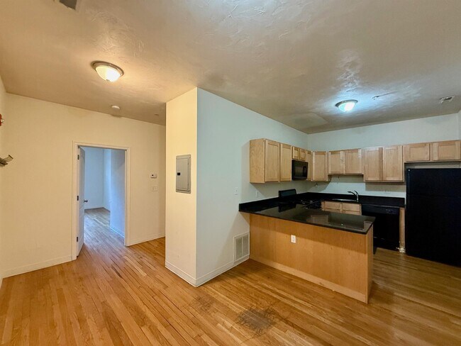 Photo - 22 Bow St Unit 2