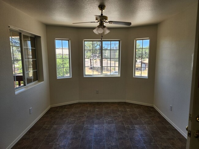 Photo - 2 bed / 1 bath in 4 Plex Unit 4