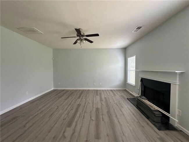 1335 Rocky Shoals Ln