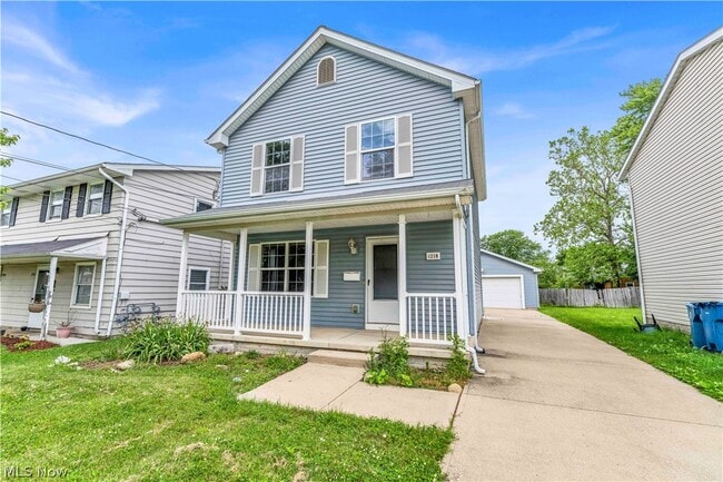 Photo - 1218 W 24th St