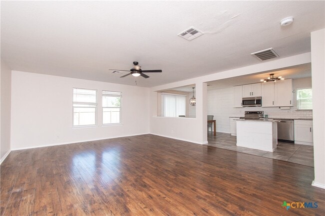 Photo - 283 Cordero Dr