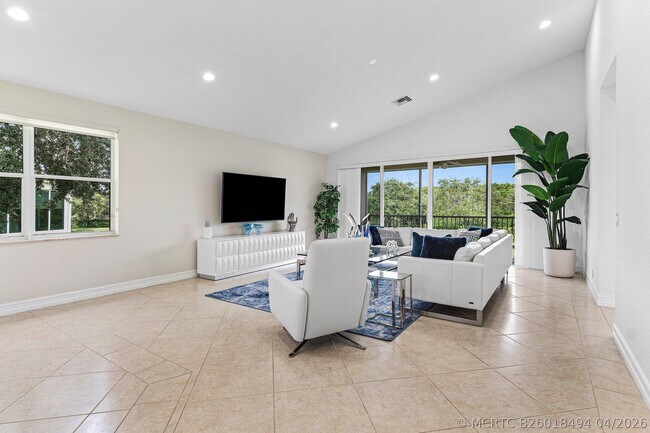 Photo - 6309 Graycliff Dr Unit C