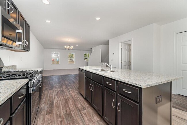 Photo - 8 Kenzie Way