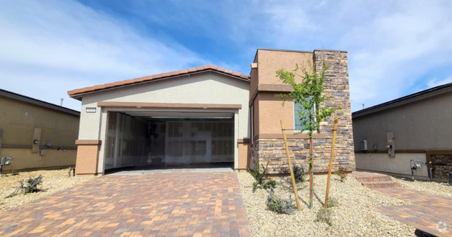 Building Photo - 9500 Sequoia Rdg Ave Rental
