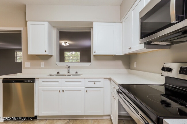 Photo - 11649 Cape Horn Ave