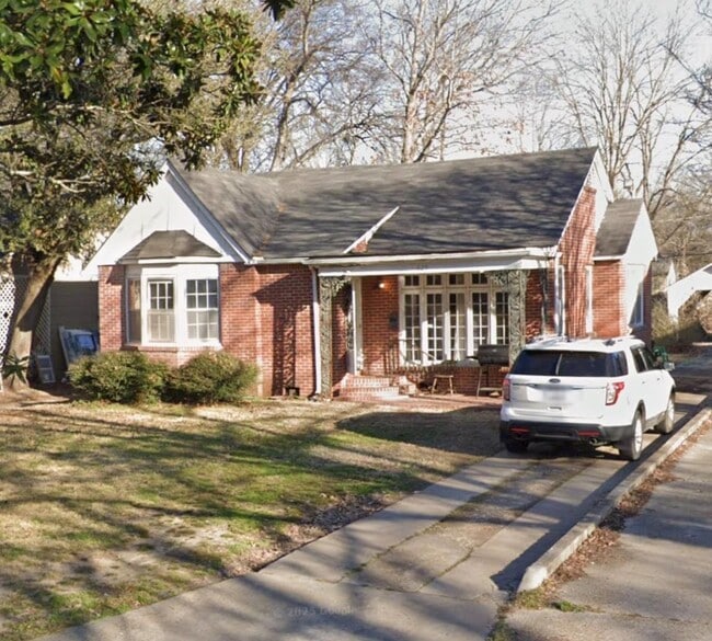 Photo - 629 Catalpa St