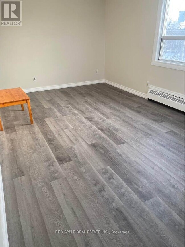 Photo - 211 Milvan Dr