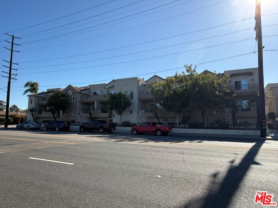 Photo - 4001 W 165th St Unidad C