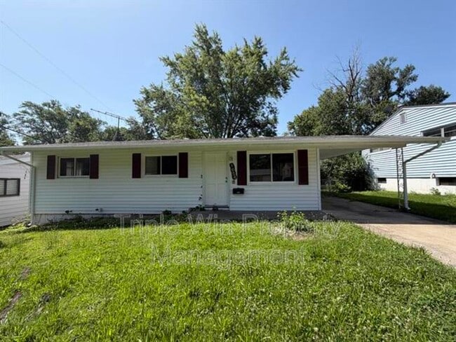 Building Photo - 1654 Mowbry Ln