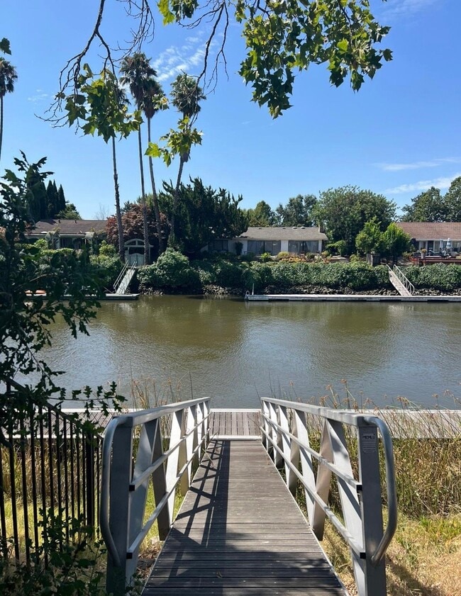 Photo - 1144 Marina Dr