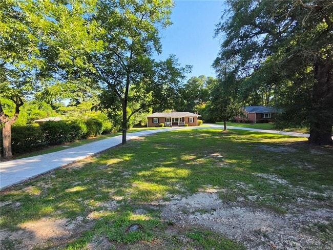 Photo - 216 Country Club Dr