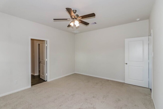 Photo - 8102 Sunberry Shadow Dr