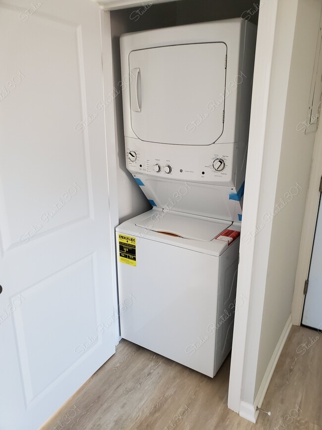 In Unit Washer/Dryer