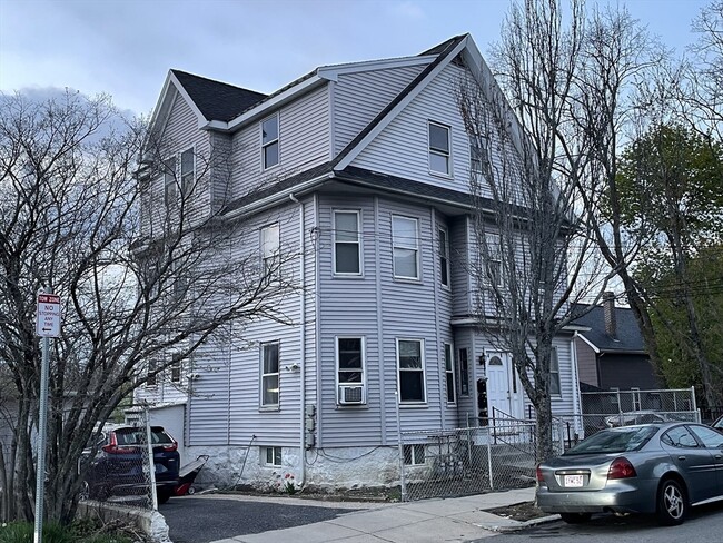 Photo - 6 Beacon St Unit 3