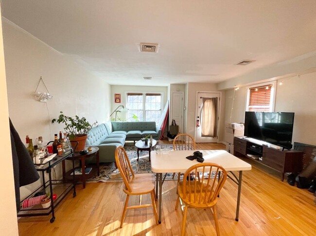 Photo - 6 Harleston St Unit 6