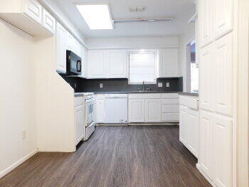 Photo - 4422 57th St