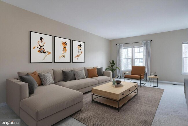 Photo - 7012 Trek Way