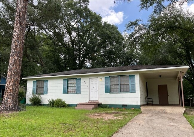 Building Photo - 3/1