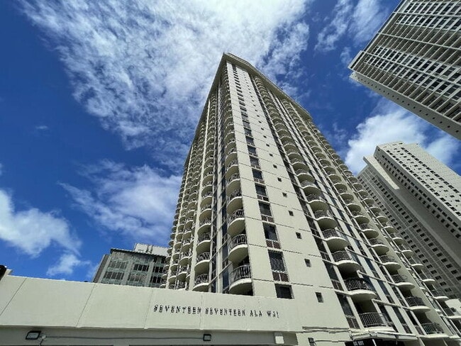 Building Photo - To register for the showing time below, note the 4 digit code: 3772 and click "APPLY NOW."(mobile...