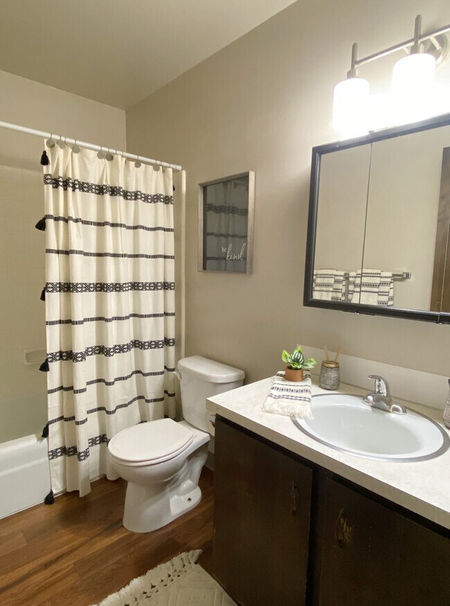 Madison Grove Apartments