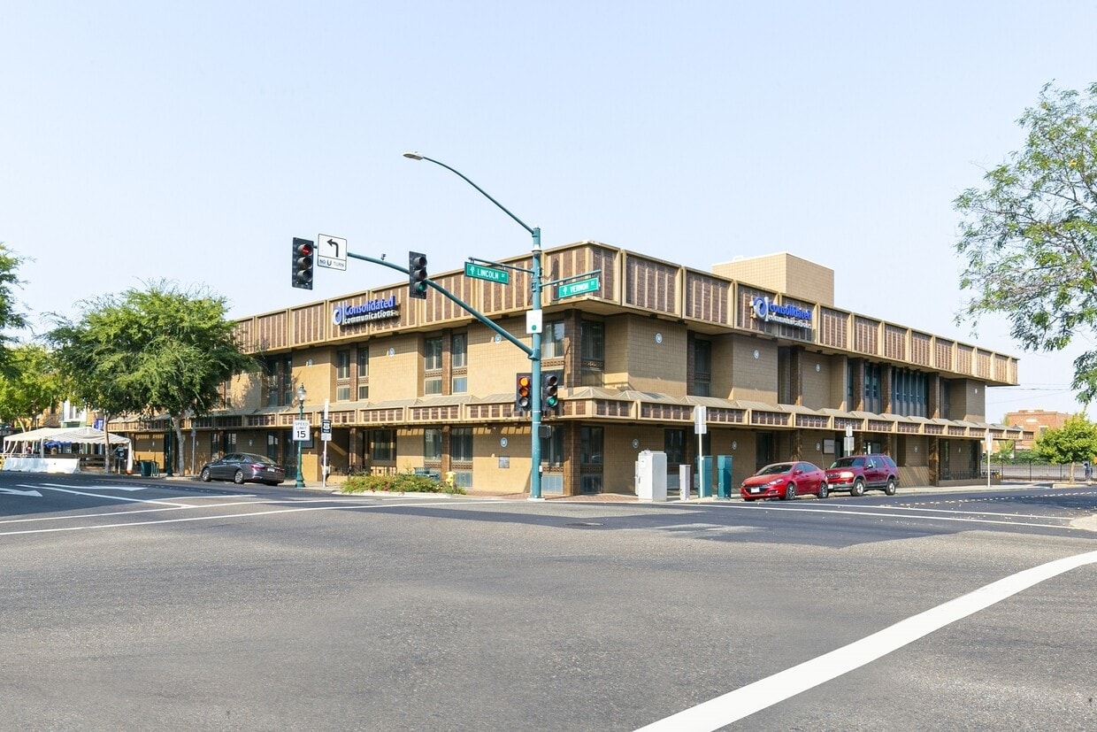 Photo - 200 Vernon St Apartments