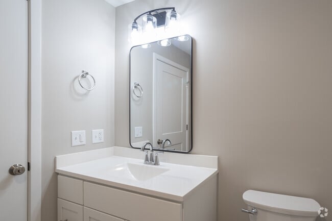 Katahdin - 1008SF - Bathroom