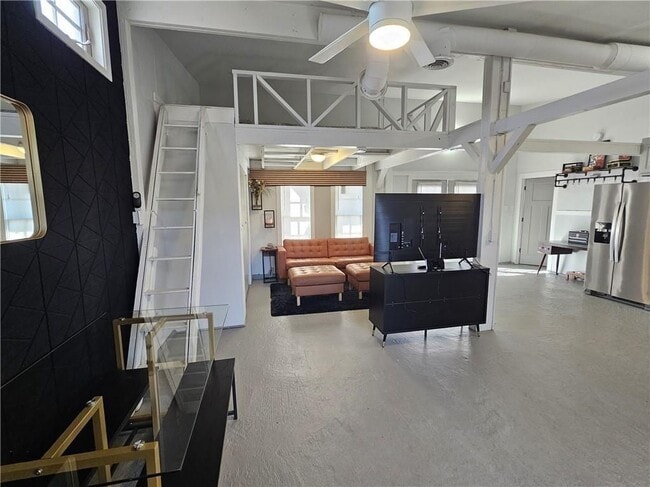 Photo - 74 Boulevard, B