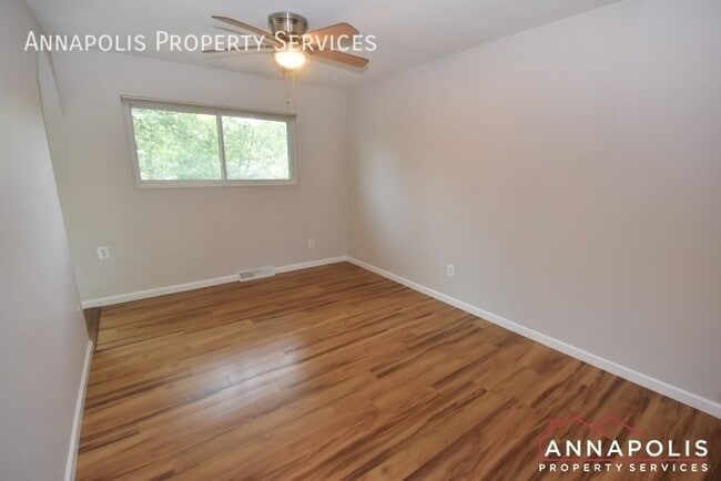 Photo - 1187 Latrobe Dr