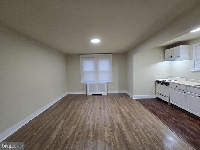 Photo - 5804 Penn St Apartment Unit 2ND FL REAR