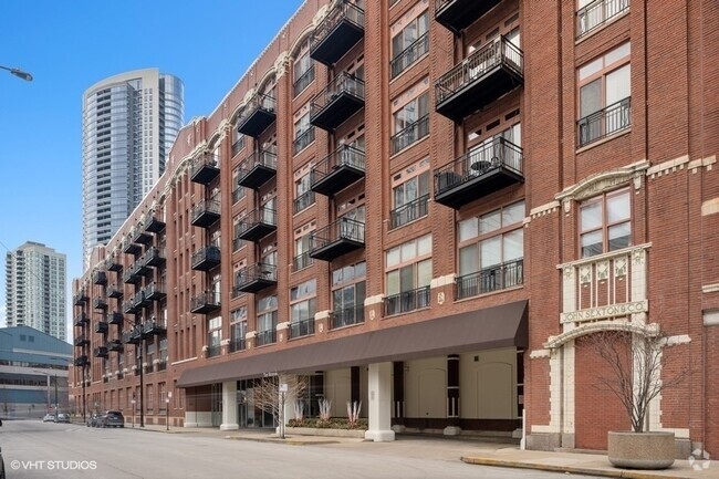 Building Photo - 360 W Illinois St Unit 510 Rental