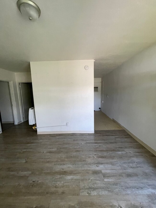 Photo - 1512 Wilson St Unit 9