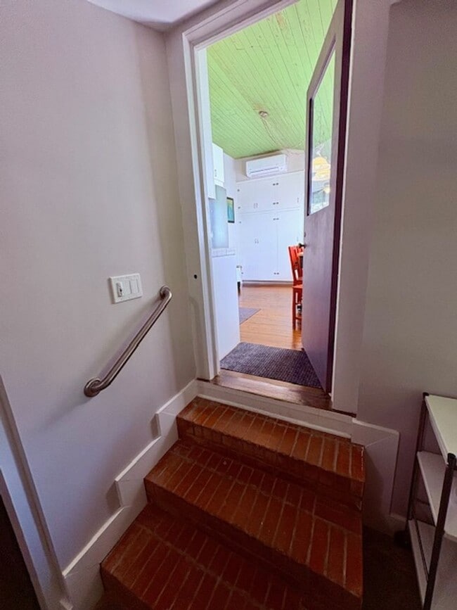 Photo - 516 East St Unit B