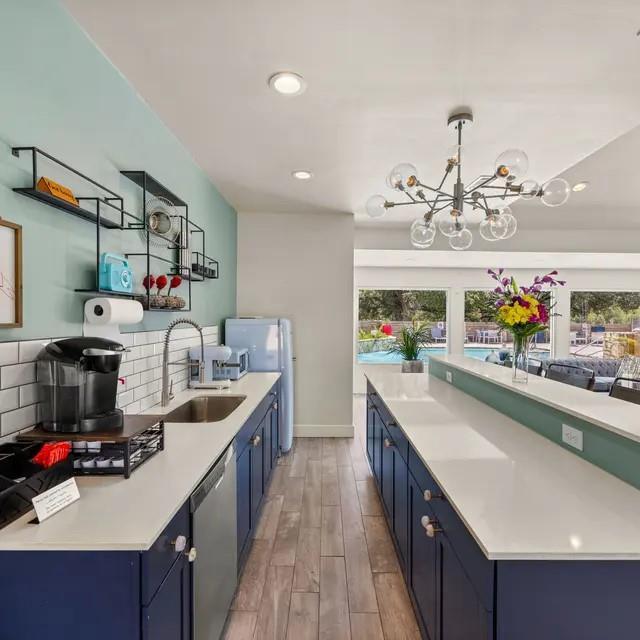 Photo - 13005 Heinemann Dr Unit 09-911