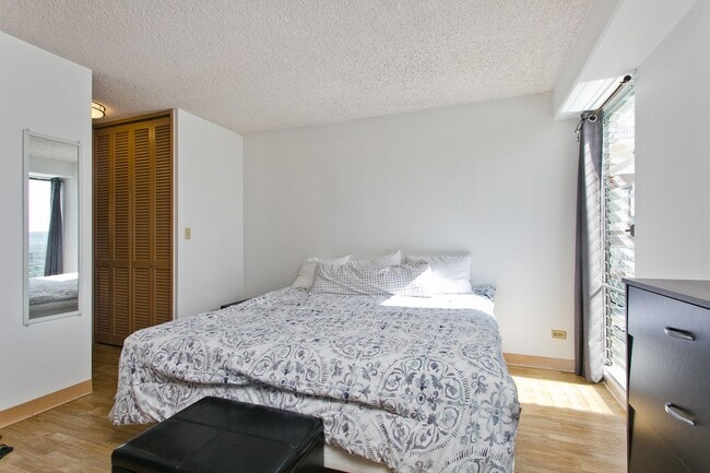 Photo - Fully Furnished One Bedroom Unit, Centrally located to Busline, Shopping and Grocery Store Unidad 1508