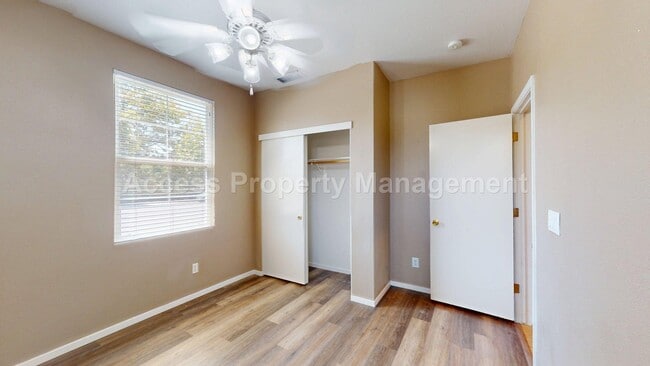 Photo - 1245 W Springer Dr