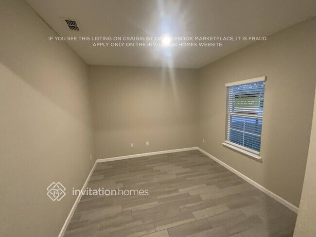 Photo - 11370 Oyster Creek Rd