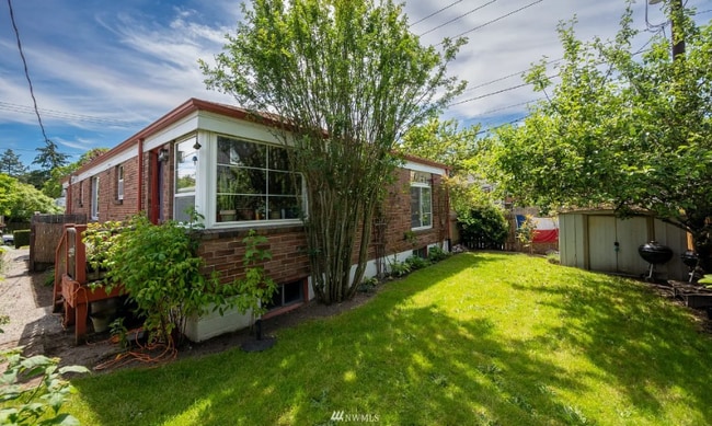 Photo - 5004 8th Ave NW