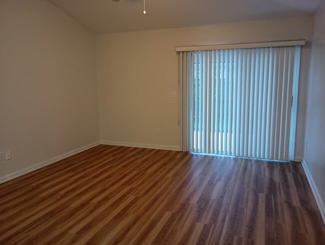 Photo - 1200 Woodchurch Ln