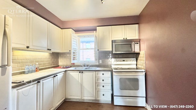 Photo - 459 Beechwood Pl