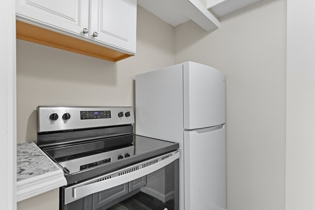 Photo - 1939 McCalla Ave